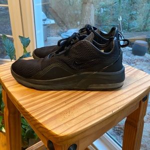 Black Nike air sneakers